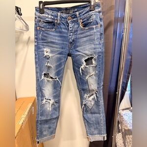 American Eagle Outfitters Distressed Blue Jeans